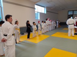 e20221217photoparcnoelnoelkarate 1211